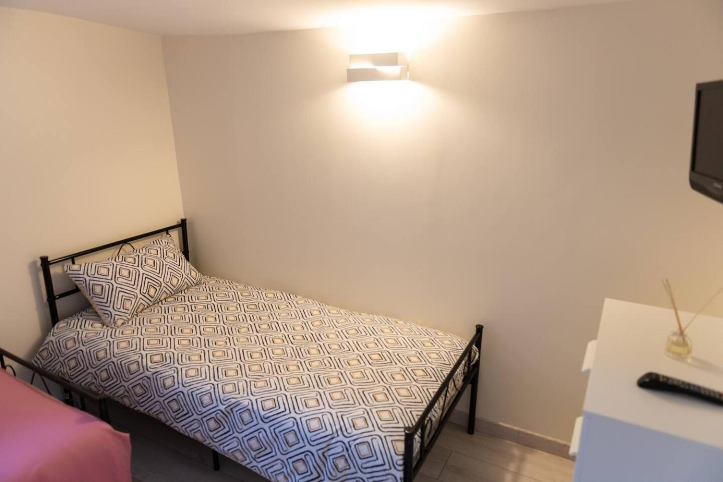 Gheddachi Apartment Gentilly Luaran gambar